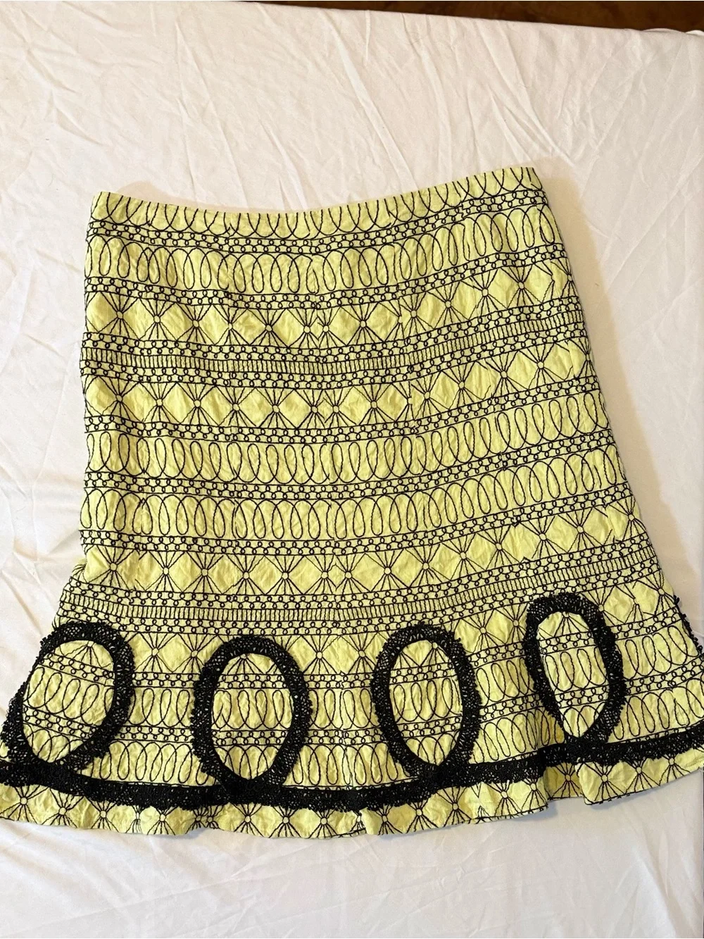 WD.NY Lime Green Y2K A-Line Skirt with Black Embroidery Size 14 (GG30)